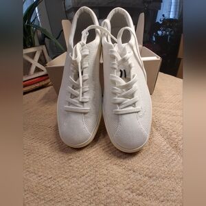 Rothy's Bright White Sneakers 038-017